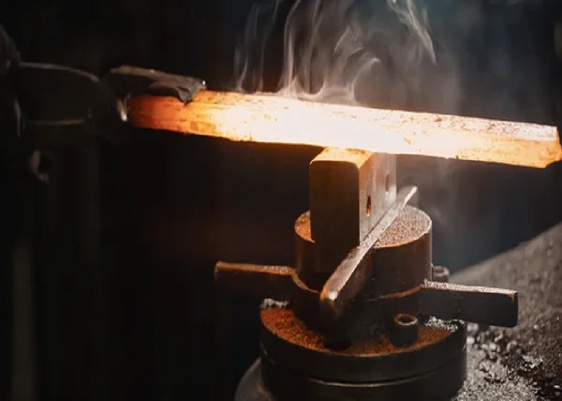 HAMMER FORGING
